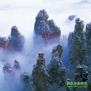 單獨成團H線:張家界、天子山、寶峰湖、天門山、鳳凰古城純玩四晚五日游